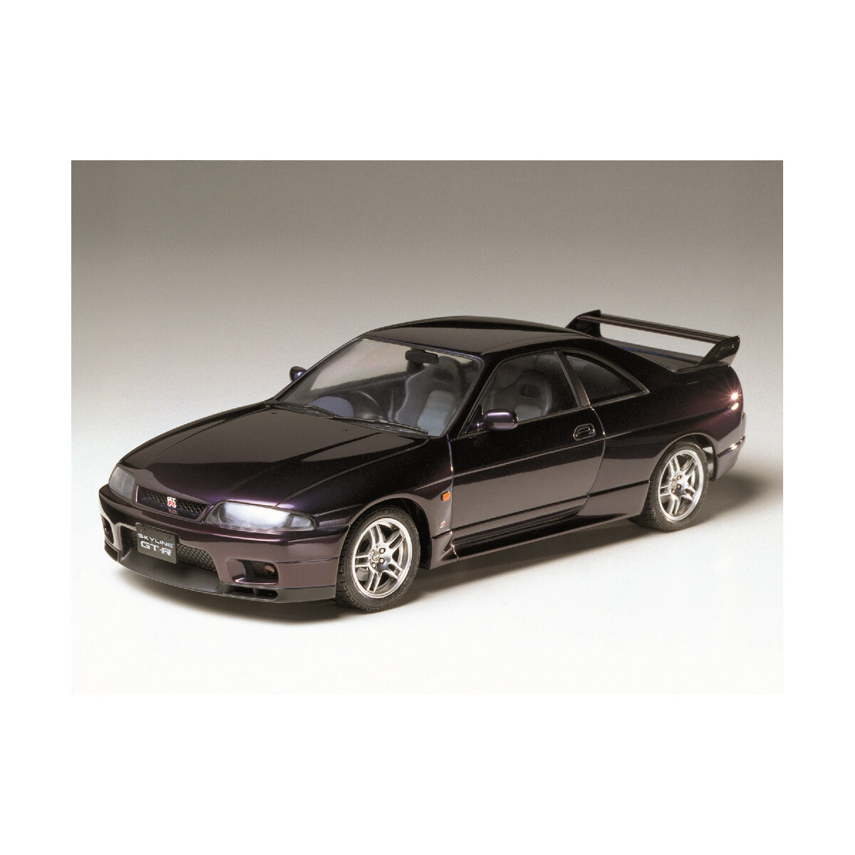 Tamiya 1:24 Nissan Skyline GT-R V-Sp 300024145