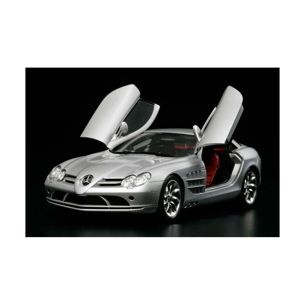 Tamiya 1:24 MB SLR McLaren Street 300024290