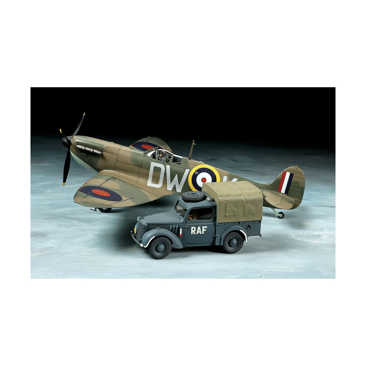 Tamiya 1:48 Spitfire Mk.I & Lt. Fhzg 300025211