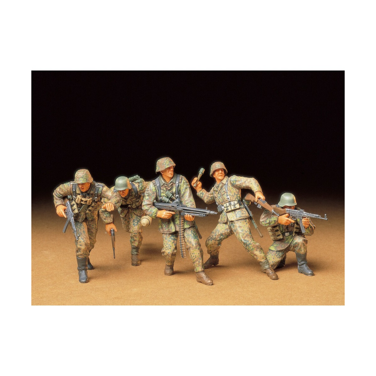 Tamiya 1:35 Fig.-Set Dt. Frontsoldat 300035196