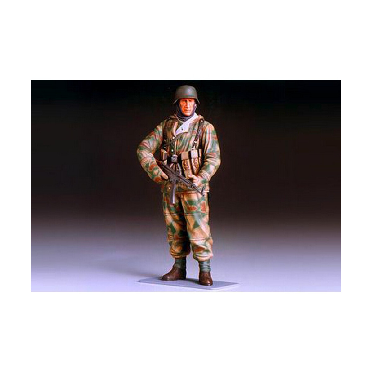 Tamiya 1:16 Figur Dt. Infant.Soldat 300036304