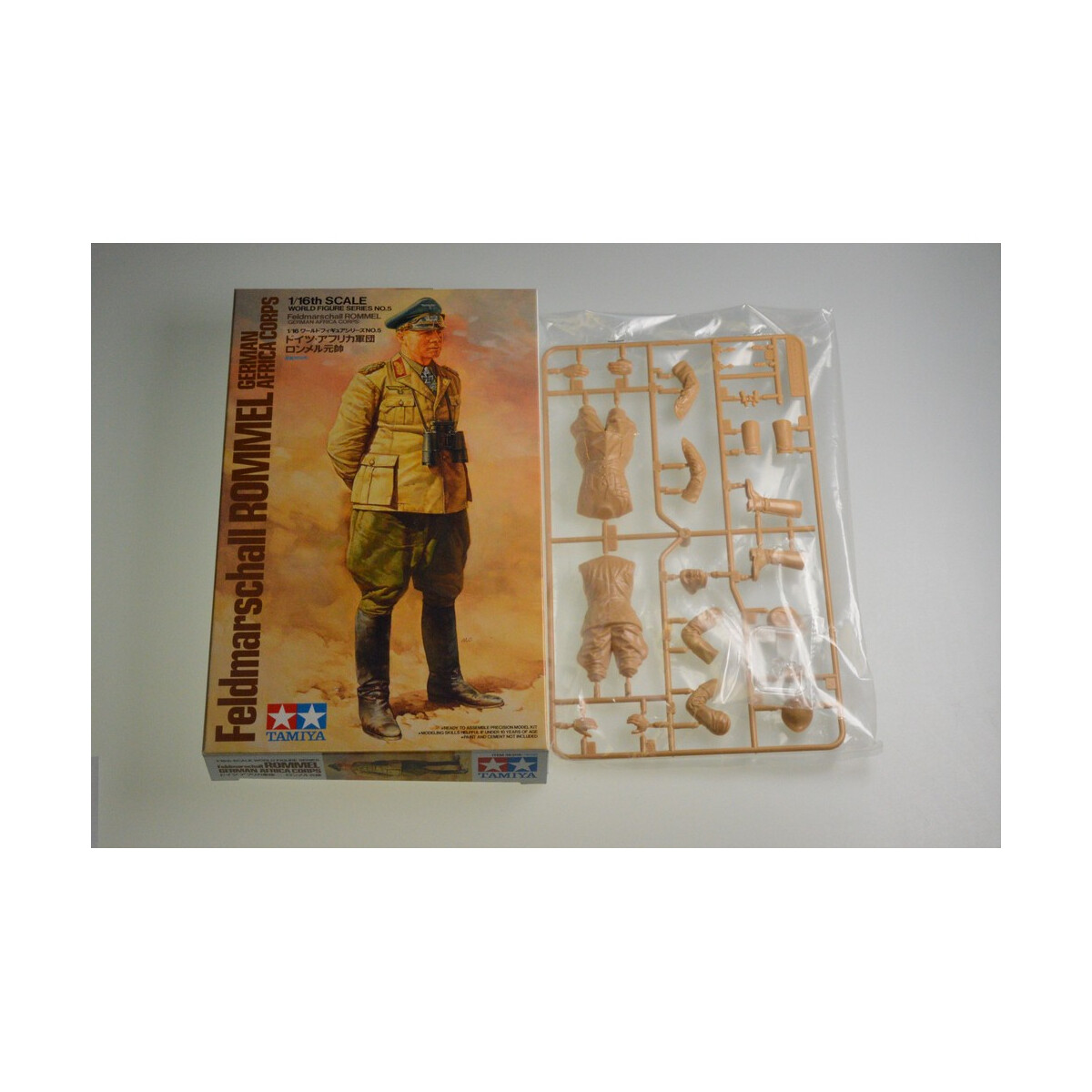 Tamiya 1:16 Figur Feldmarsch. Rommel 300036305