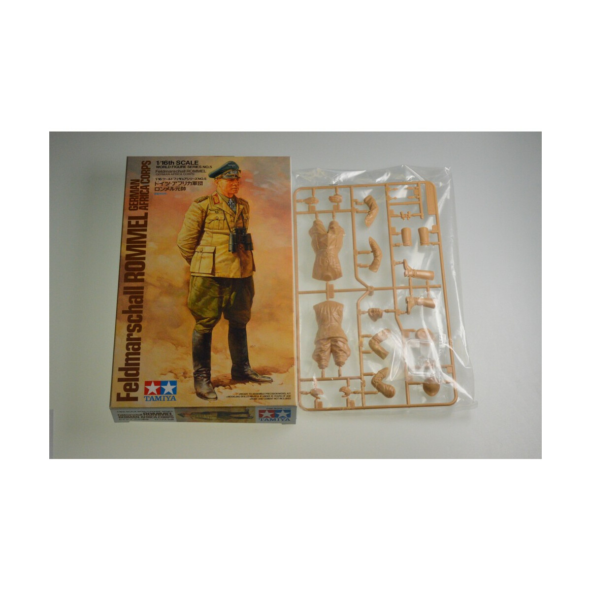 Tamiya 1:16 Figur Feldmarsch. Rommel 300036305