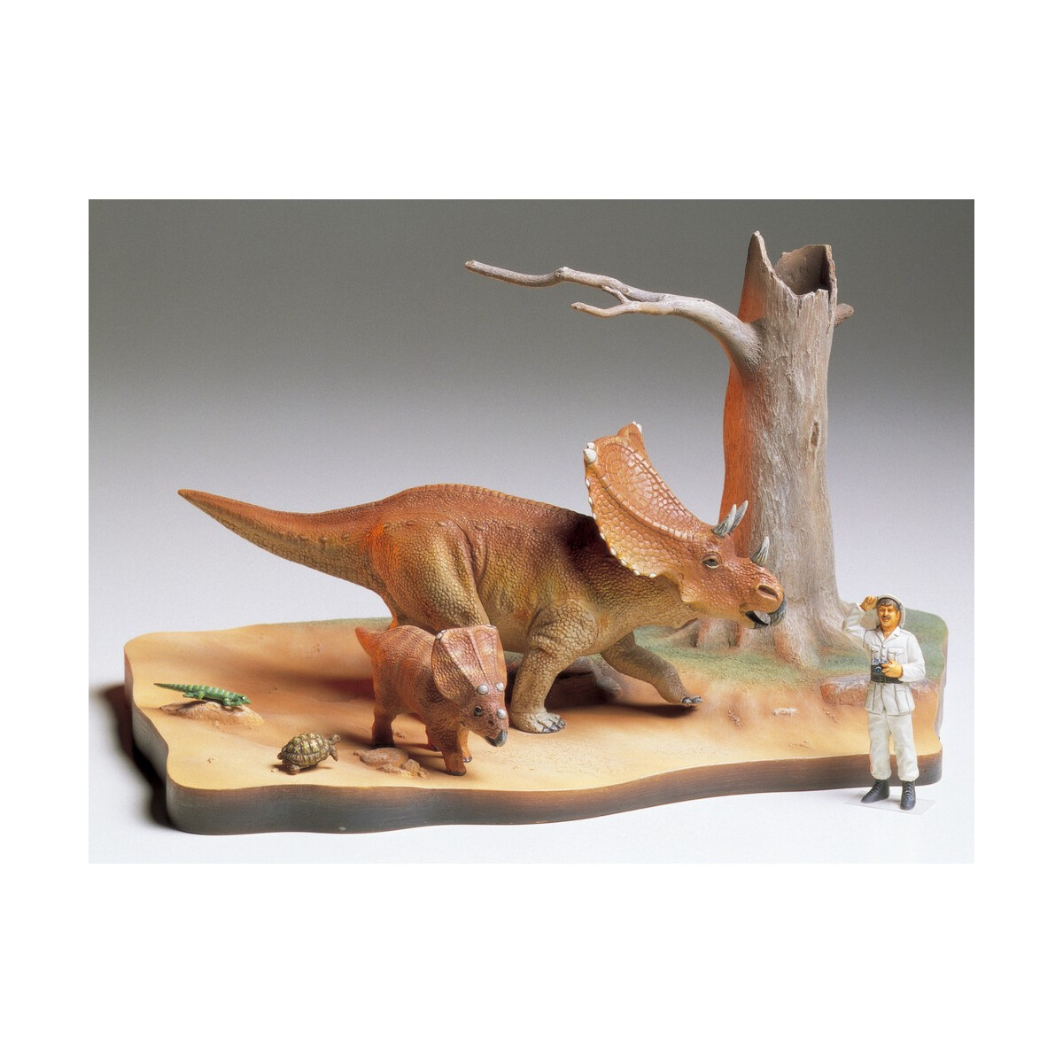 Tamiya 1:35 Chasmosaurus Diorama Set 300060101