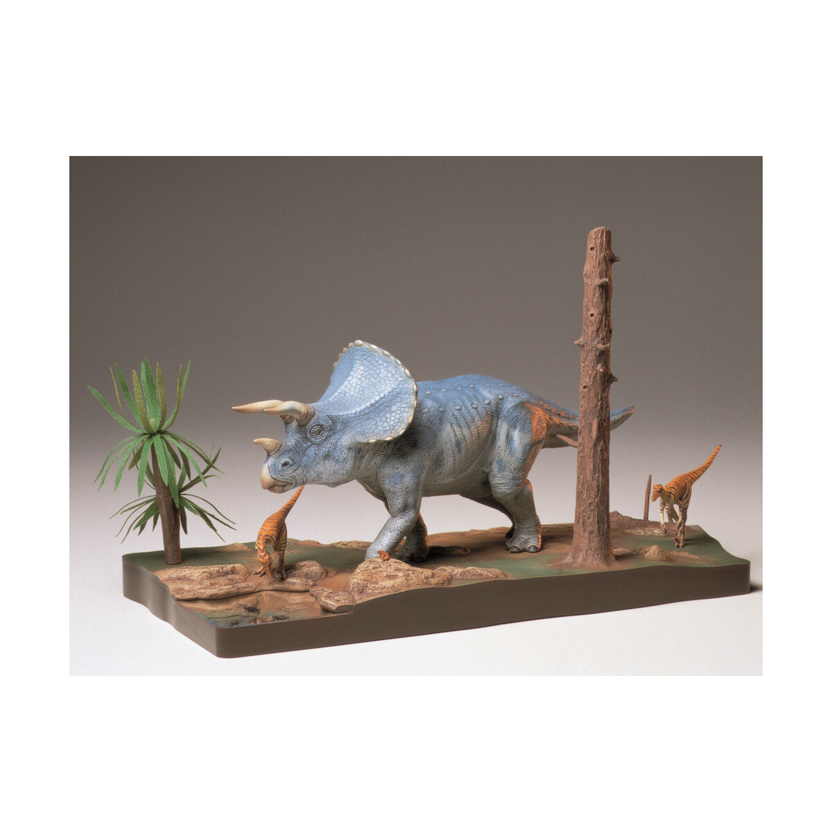 Tamiya 1:35 Triceratops Diorama Set 300060104