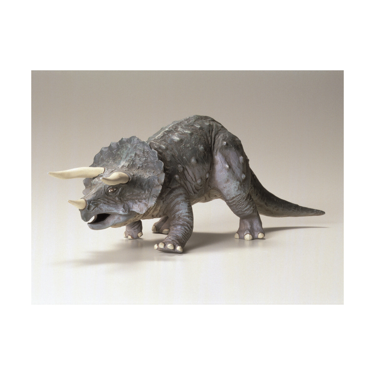 Tamiya 1:35 Dino. Triceratops Euryce 300060201