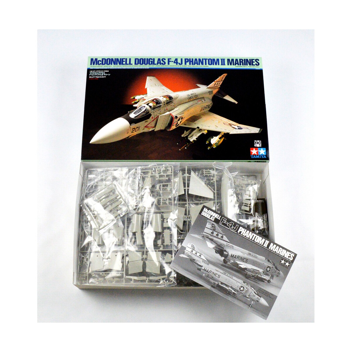 Tamiya 1:32 Mc Donnell Douglas F-4J 300060306